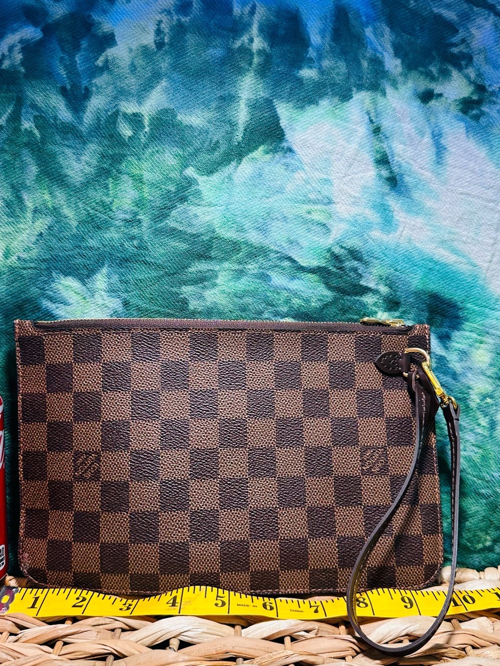 Louis Vuitton Neverfull Pochette in Damier Ebene canvas. - Picture 5 of 7